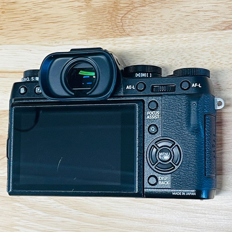 USED Fuji X-T1 under Shutter Count under 100 !!!