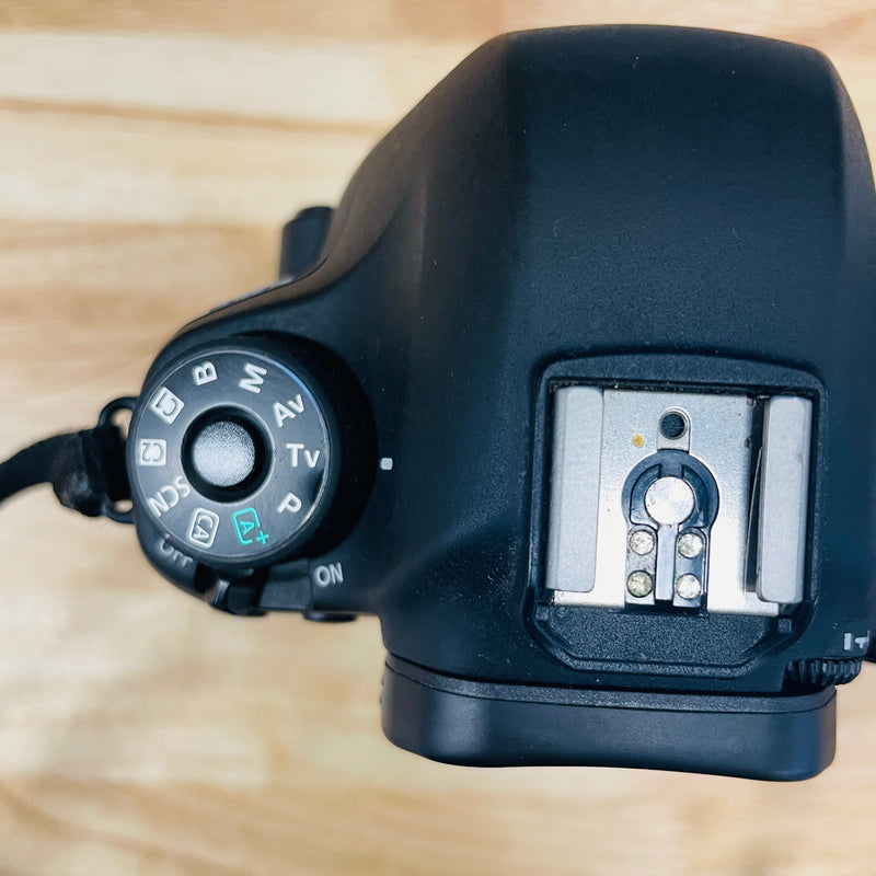 USED Canon EOS 6D DSLR Camera Body {20.2MP}