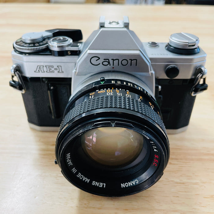 Canon AE-1 W/ 50mm 1.4 FD Lens S#1524117