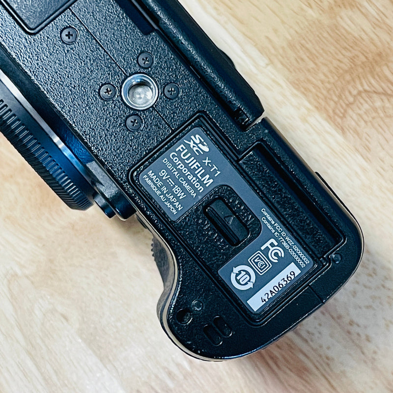 USED Fuji X-T1 under Shutter Count under 100 !!!