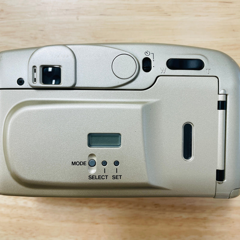 Yashica Elite 135 Zoom point and shoot