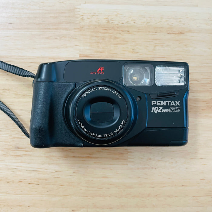 Pentax IQZoom 900 Point And Shoot